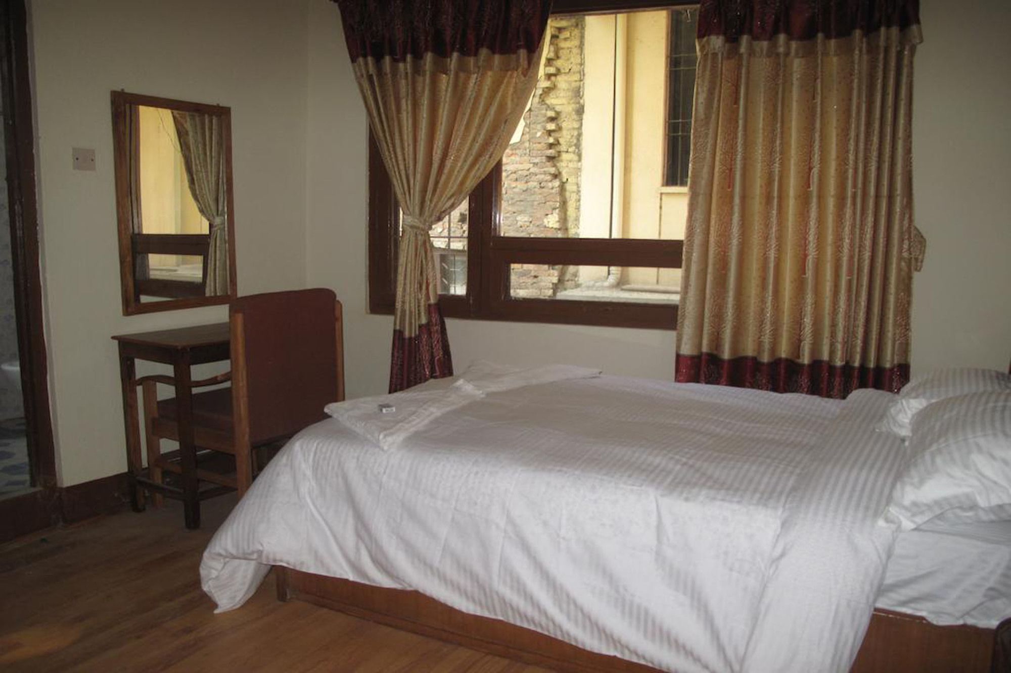 Hotel Green Orchid Kathmandu Bagian luar foto